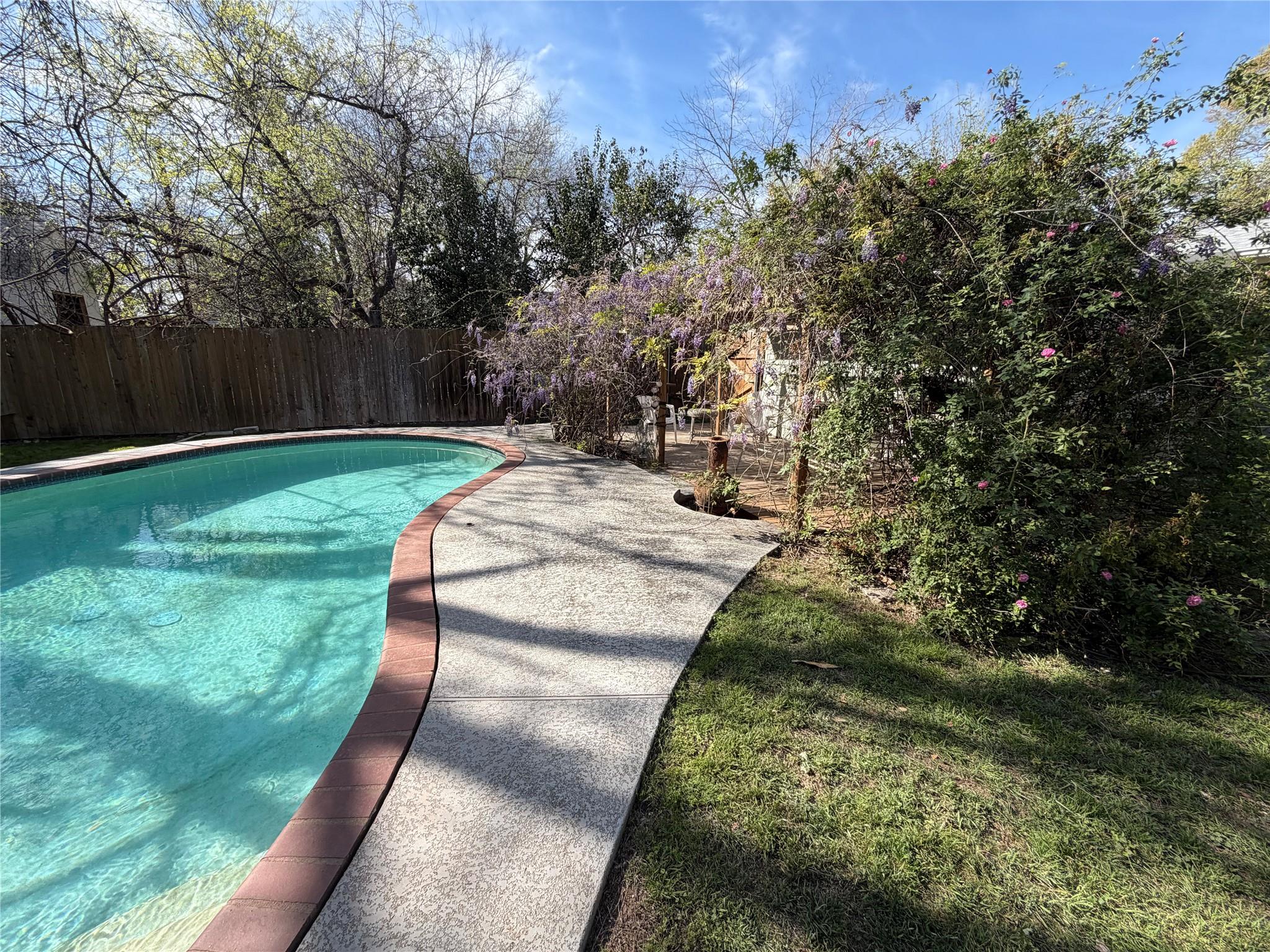 301 Sheraton Avenue Austin TX 78745
