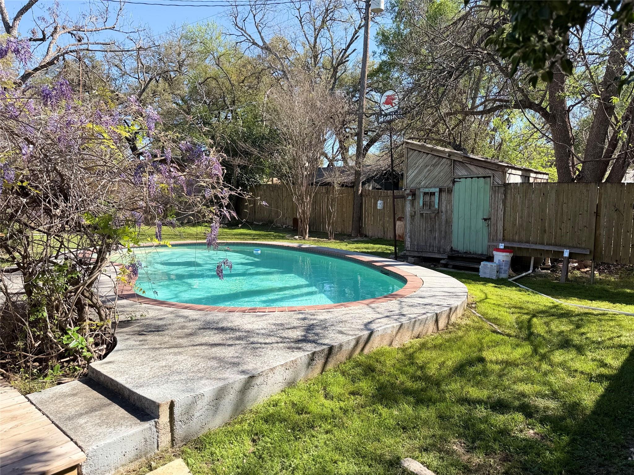 301 Sheraton Avenue Austin TX 78745