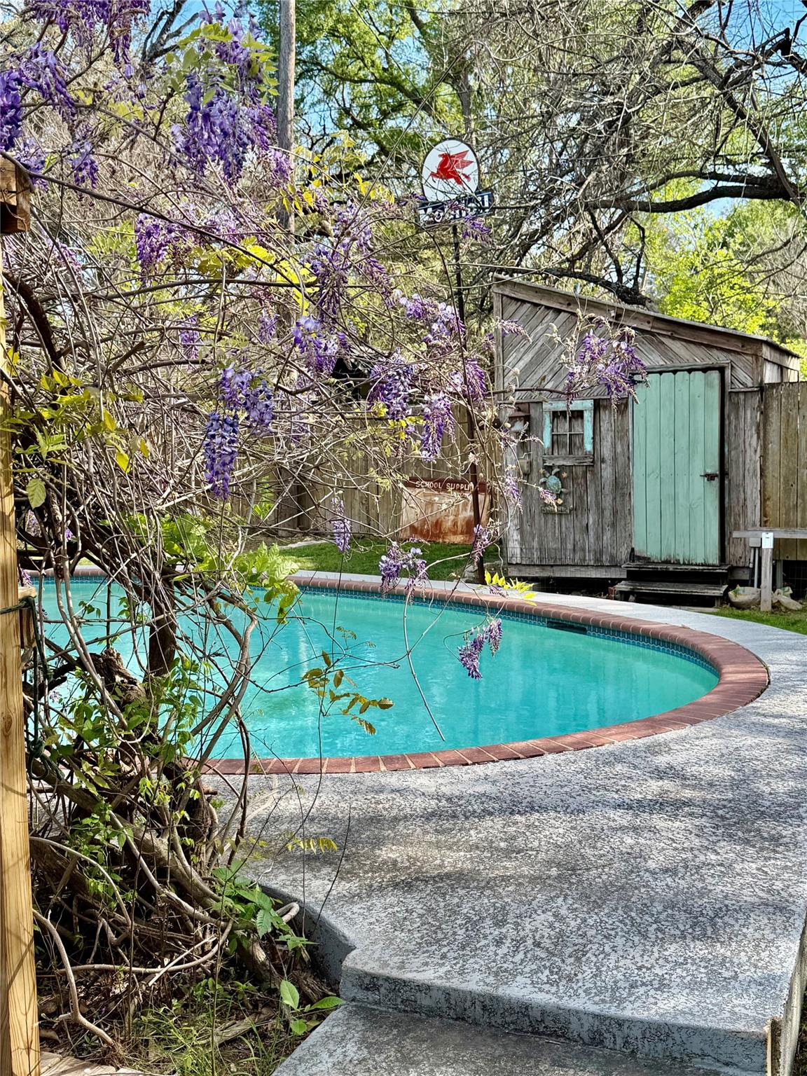 301 Sheraton Avenue Austin TX 78745