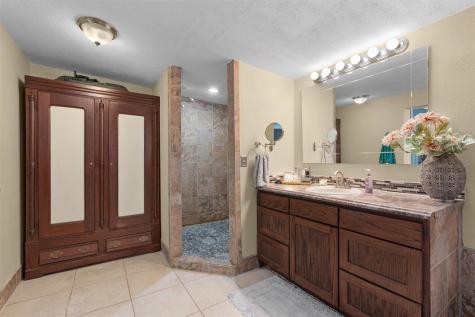 1543 W Clark Street Bartlett TX 76511