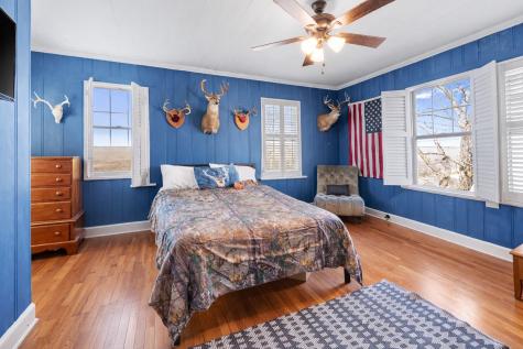 1543 W Clark Street Bartlett TX 76511