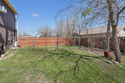 1543 W Clark Street Bartlett TX 76511