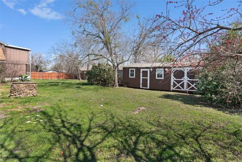 1543 W Clark Street Bartlett TX 76511