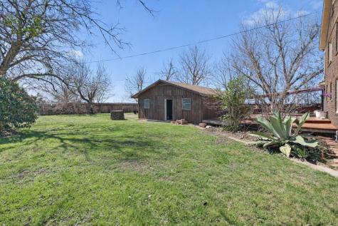 1543 W Clark Street Bartlett TX 76511
