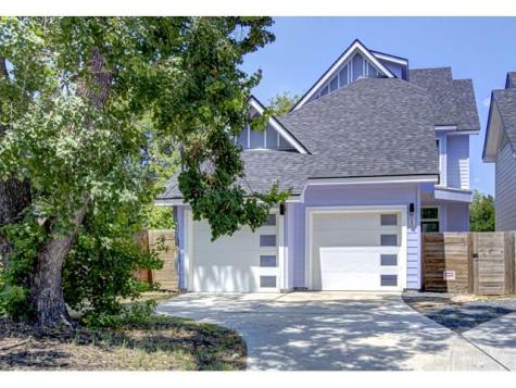 1110 3/4 Fiesta Street Austin TX 78702