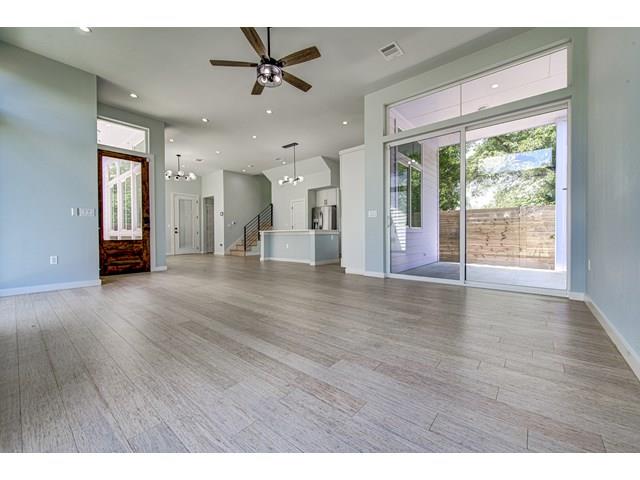 1110 3/4 Fiesta Street Austin TX 78702