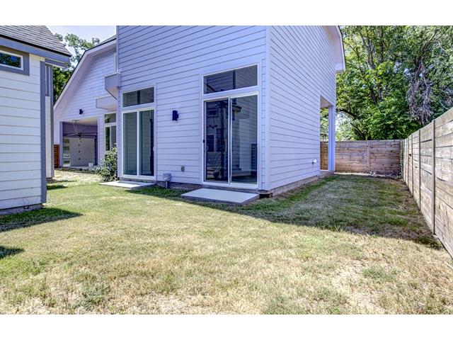 1110 3/4 Fiesta Street Austin TX 78702