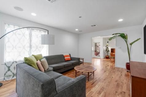 6003 Woodview Avenue Austin TX 78757