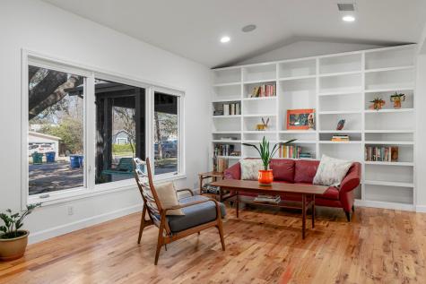 6003 Woodview Avenue Austin TX 78757