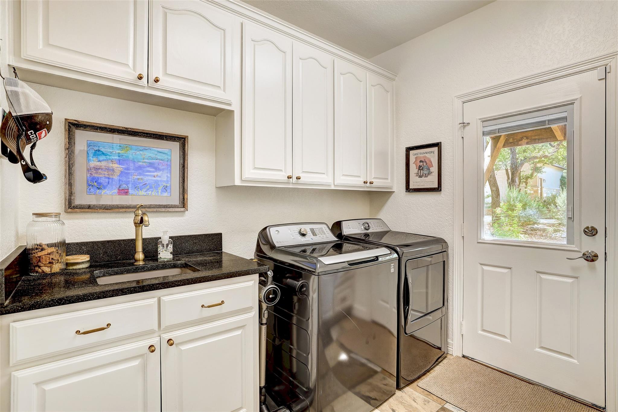 111 Roberts Circle Georgetown TX 78633
