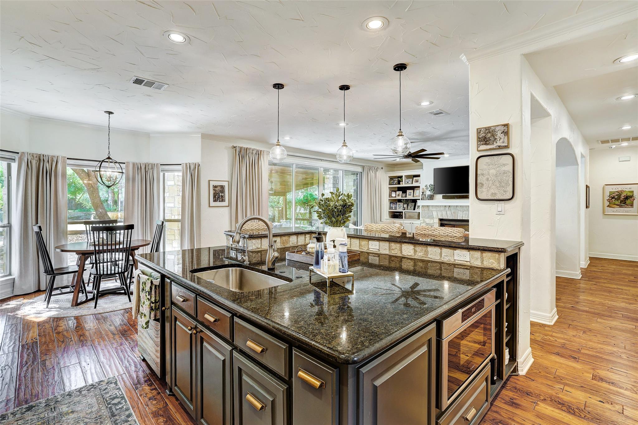 111 Roberts Circle Georgetown TX 78633