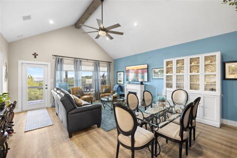 1057 Roanoke Lane Kerrville TX 78028