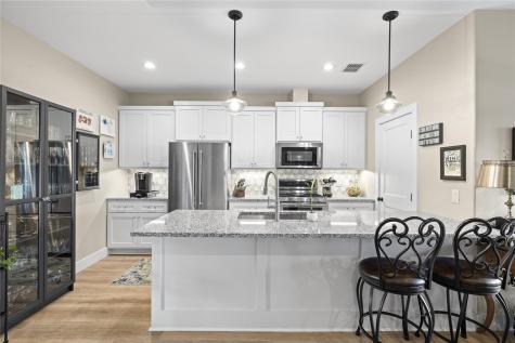 1057 Roanoke Lane Kerrville TX 78028