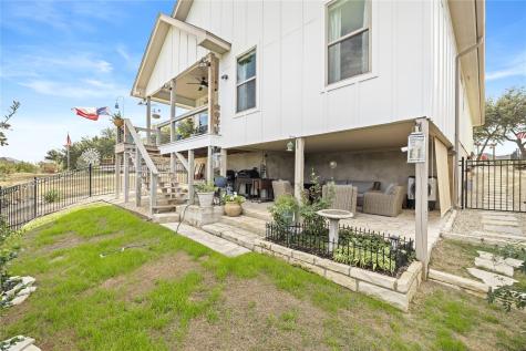 1057 Roanoke Lane Kerrville TX 78028