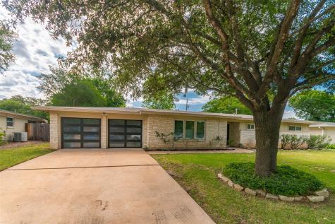 4507 Pack Saddle Pass Austin TX 78745