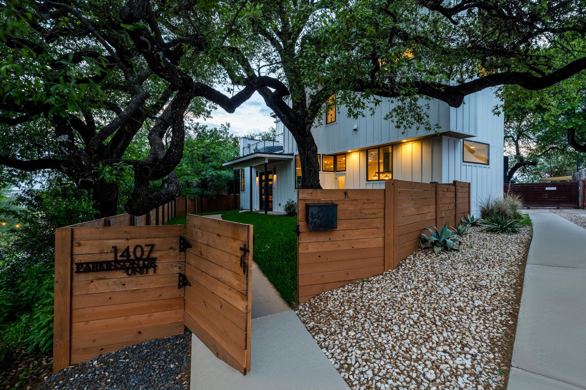 1407 Parkinson Drive Austin TX 78704