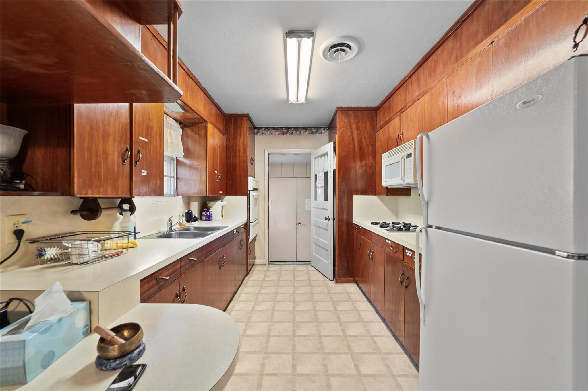 1105 E Applegate Drive Austin TX 78753