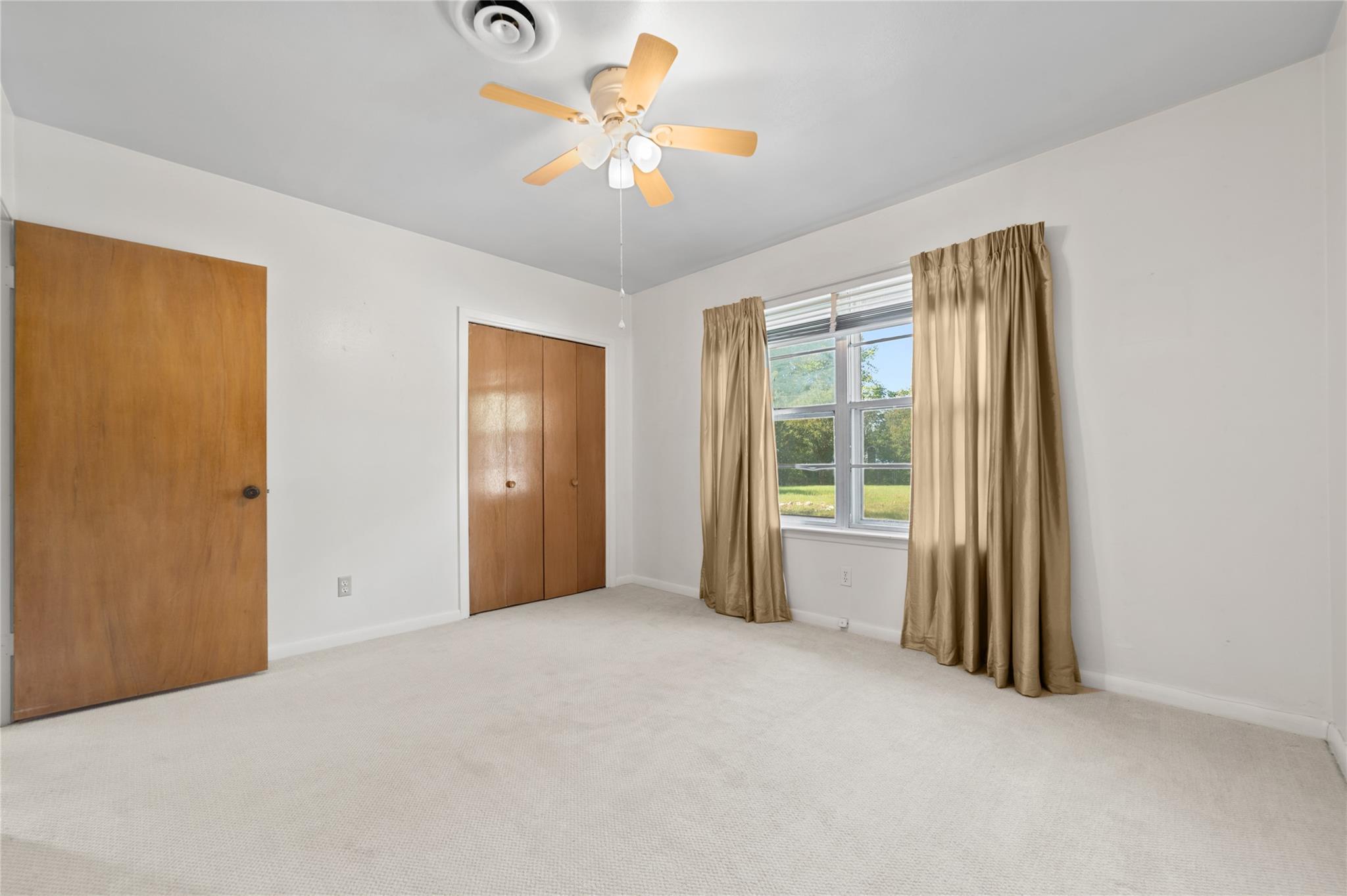 1105 E Applegate Drive Austin TX 78753