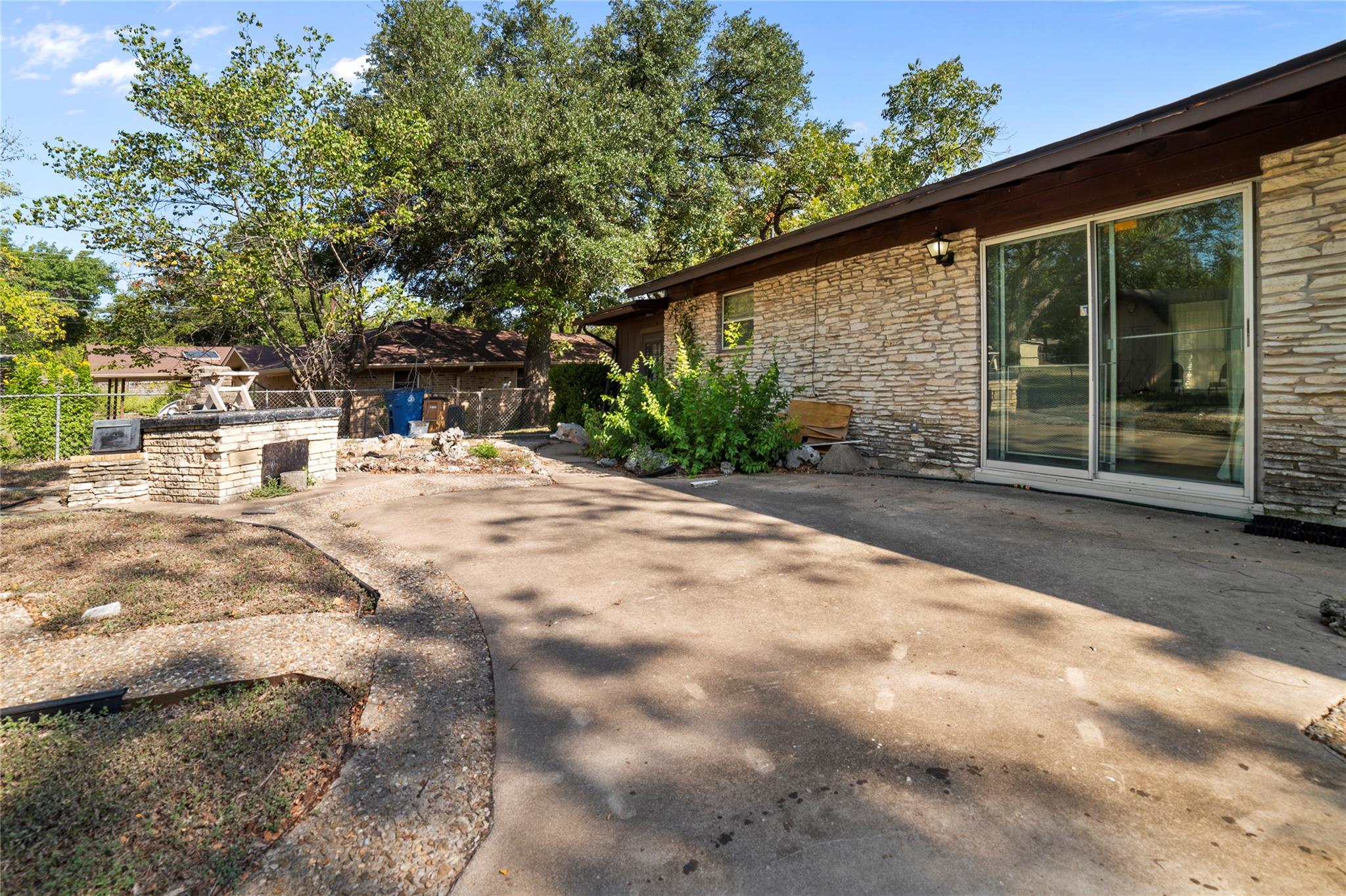 1105 E Applegate Drive Austin TX 78753