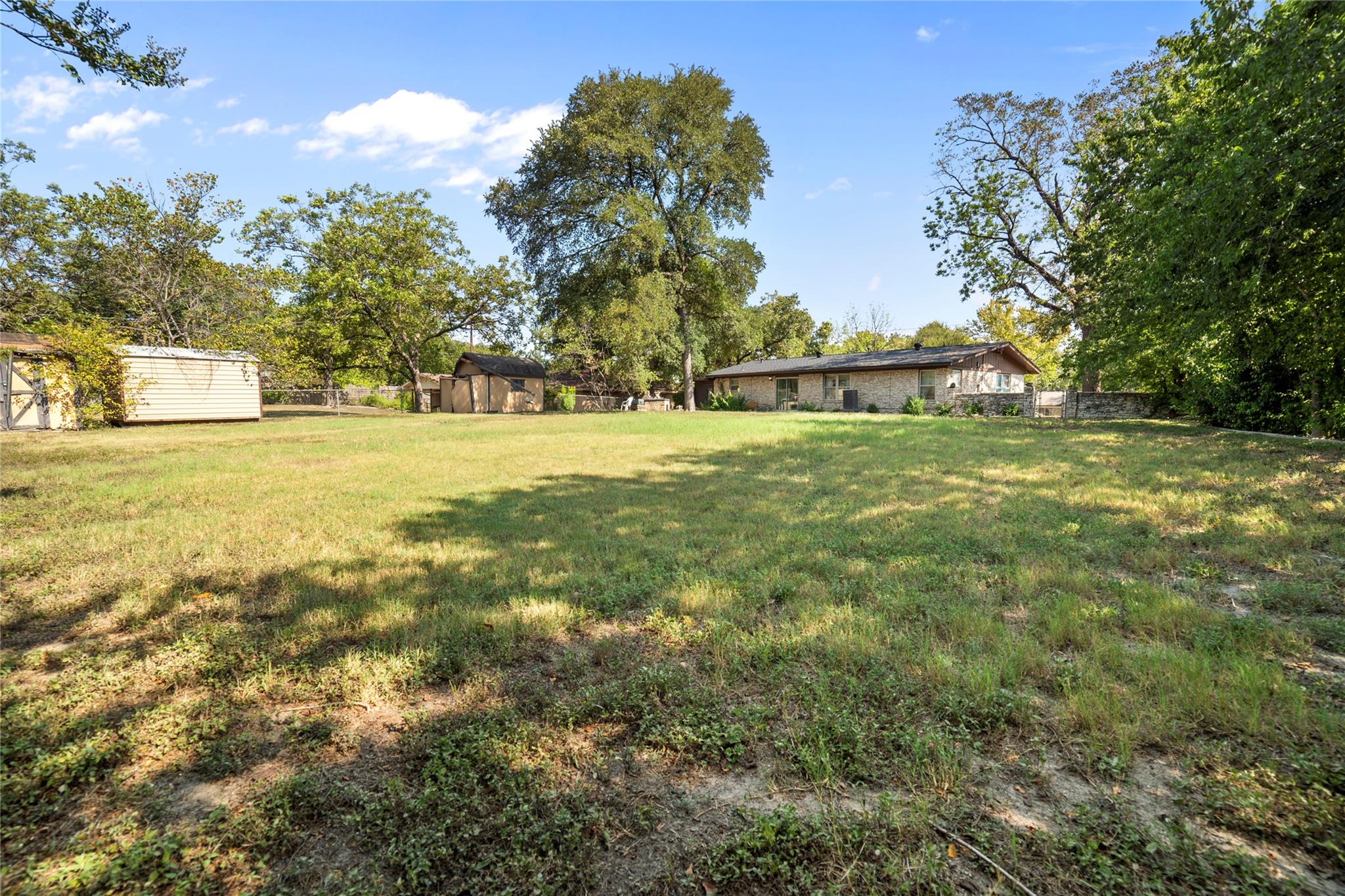 1105 E Applegate Drive Austin TX 78753