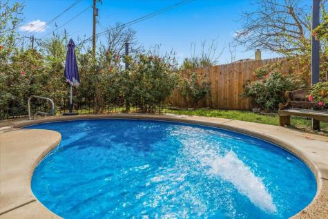 1705 T H Johnson Drive Taylor TX 76574