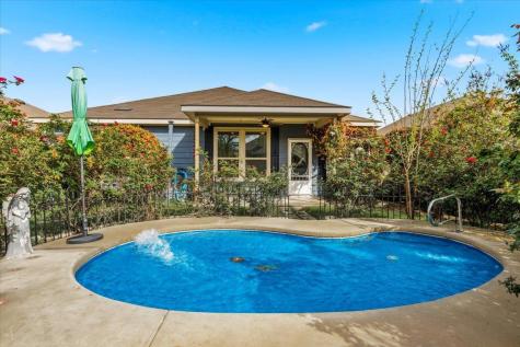 1705 T H Johnson Drive Taylor TX 76574
