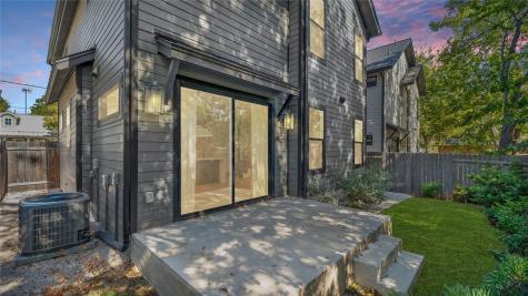 2211 Santa Rosa Street Austin TX 78702