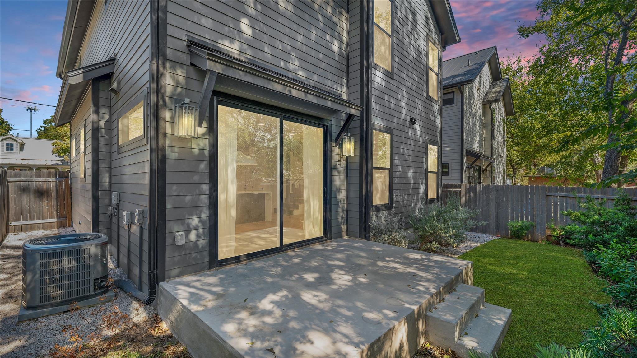 2211 Santa Rosa Street Austin TX 78702