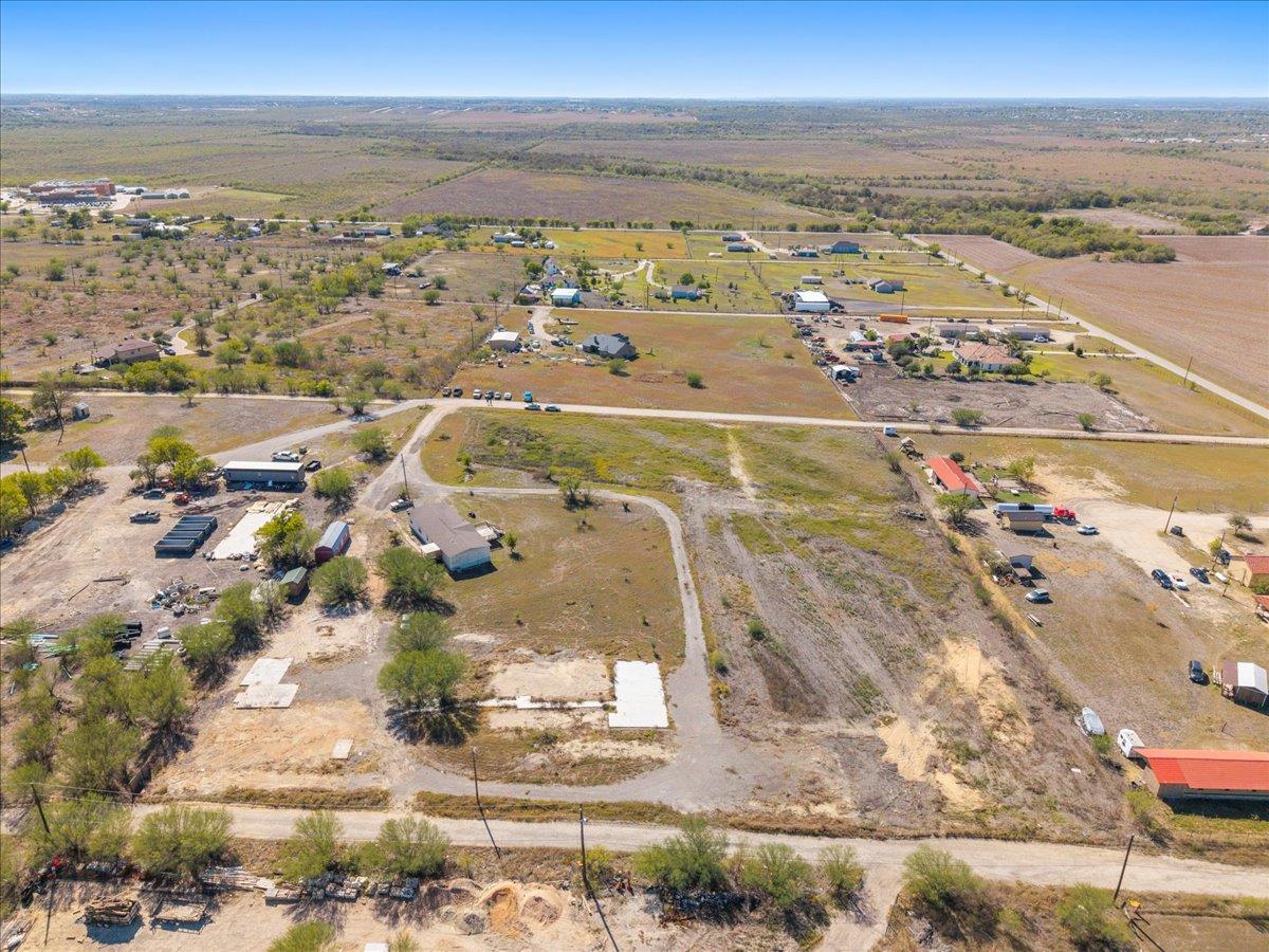 1307 Graef Road Kyle TX 78640