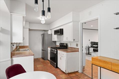 8102 Shadowood Drive Austin TX 78757