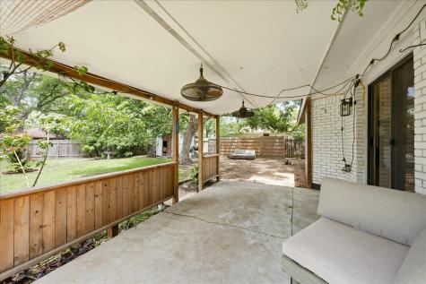 8102 Shadowood Drive Austin TX 78757