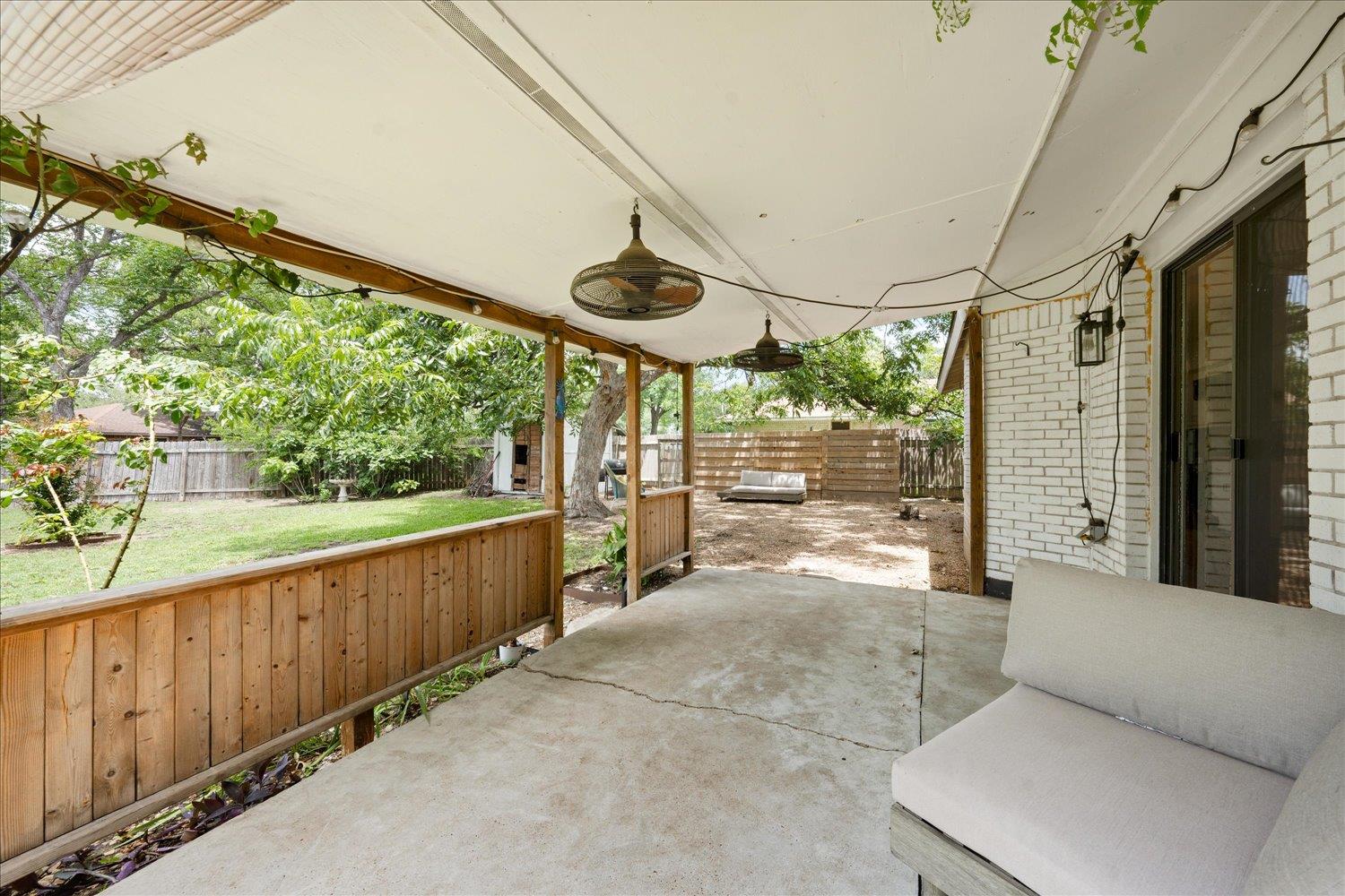 8102 Shadowood Drive Austin TX 78757