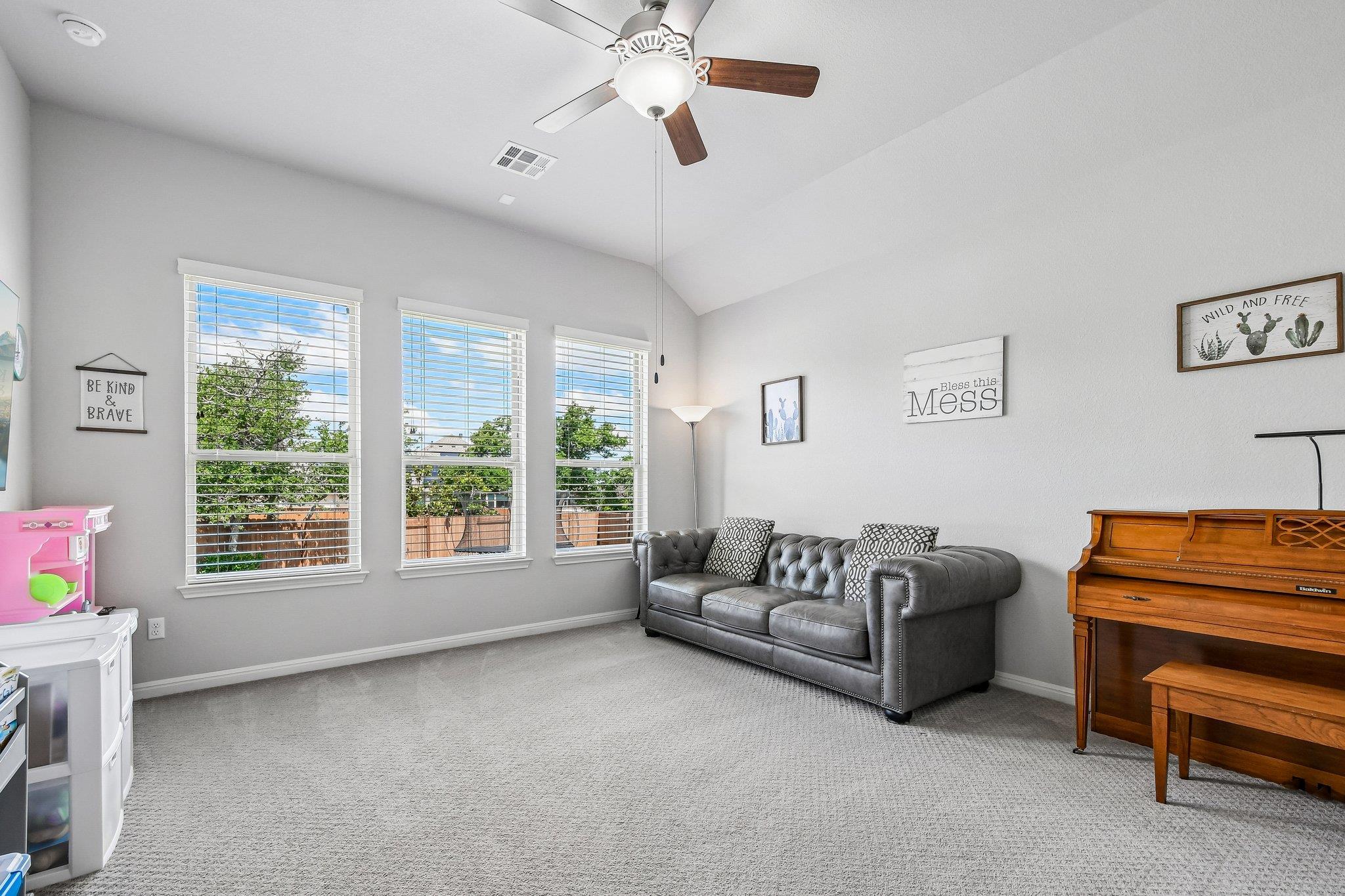 2805 Mossy Springs Drive Leander TX 78641
