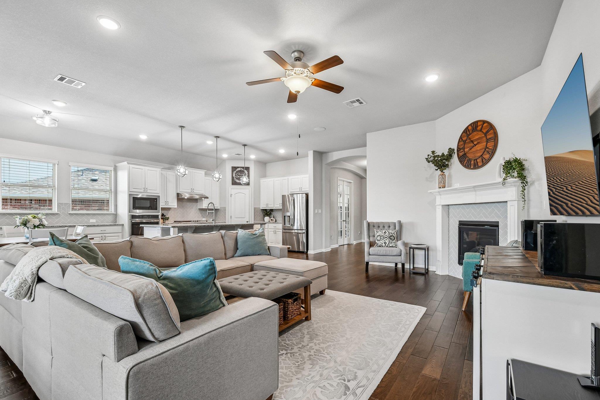 2805 Mossy Springs Drive Leander TX 78641