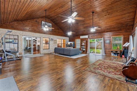 203 Leisurewoods Drive Buda TX 78610