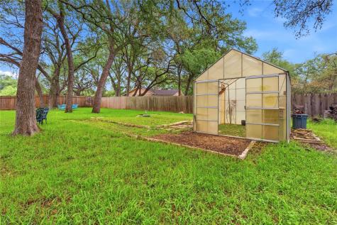 203 Leisurewoods Drive Buda TX 78610