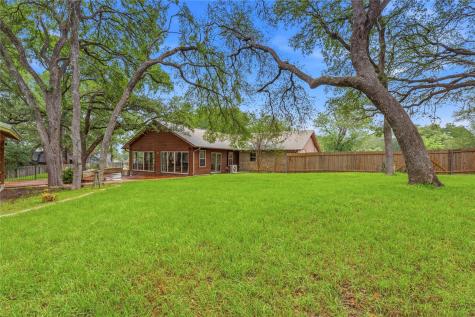203 Leisurewoods Drive Buda TX 78610