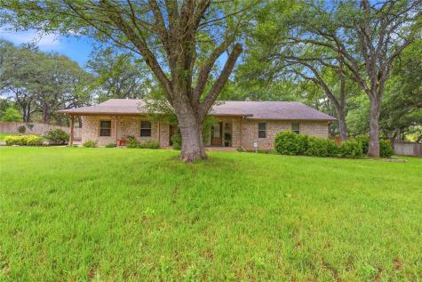 203 Leisurewoods Drive Buda TX 78610