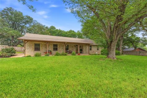 203 Leisurewoods Drive Buda TX 78610
