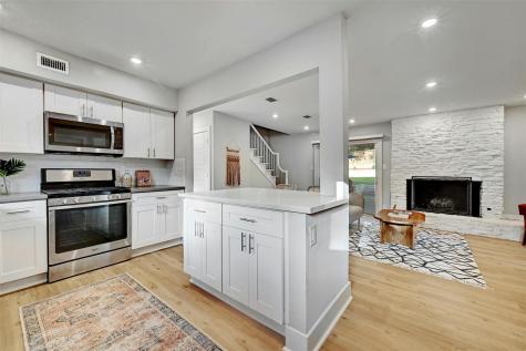 6113 Reicher Drive Austin TX 78723