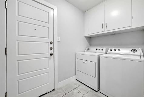 6113 Reicher Drive Austin TX 78723