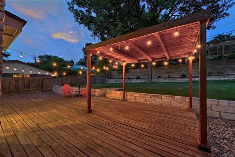 6113 Reicher Drive Austin TX 78723