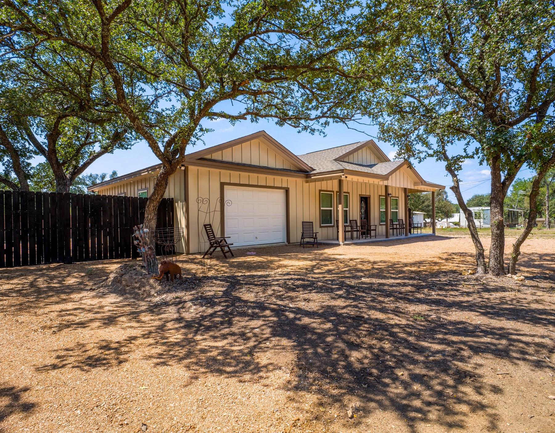 1006 Garfield Drive Granite Shoals TX 78654