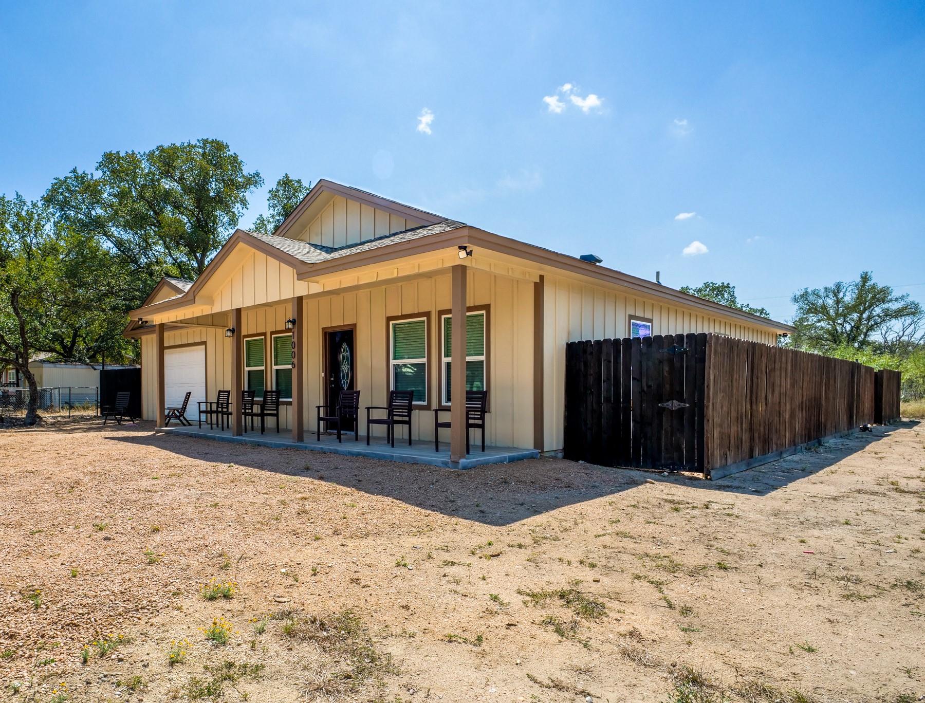 1006 Garfield Drive Granite Shoals TX 78654