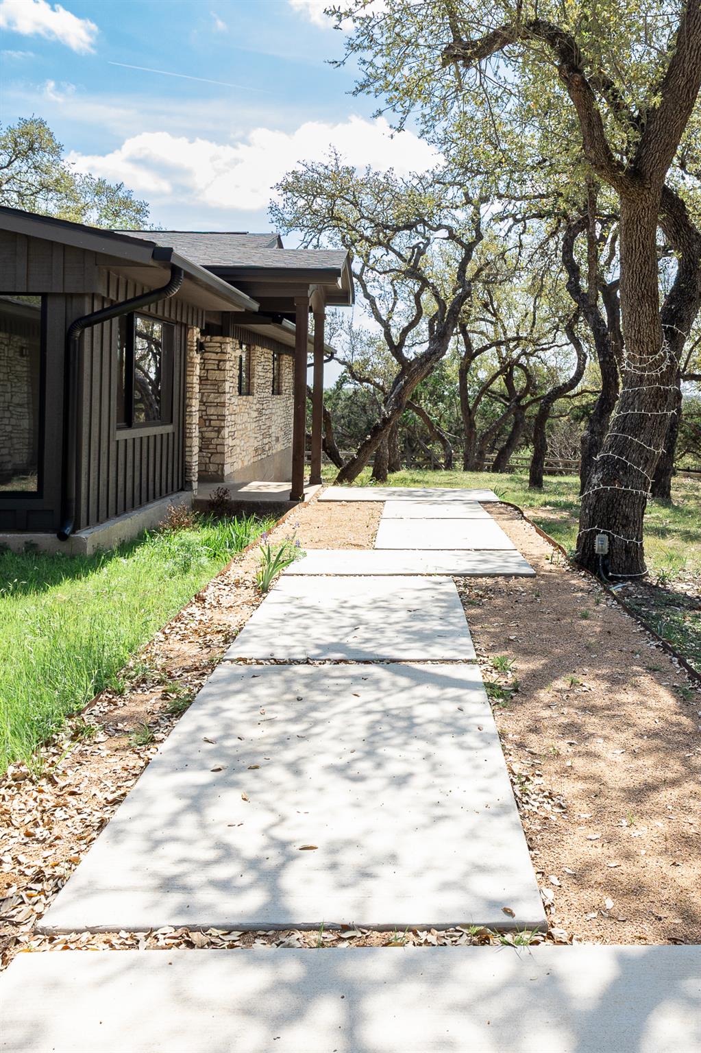 8717 South View Road Austin TX 78737