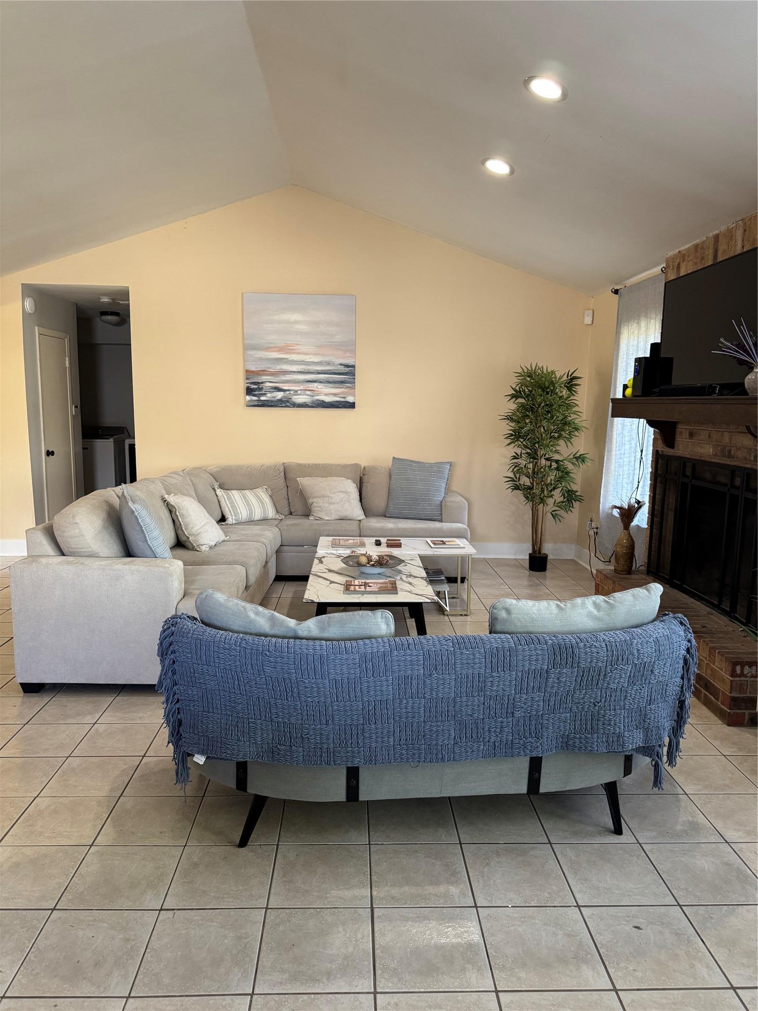 102 Skyloop Drive Austin TX 78745