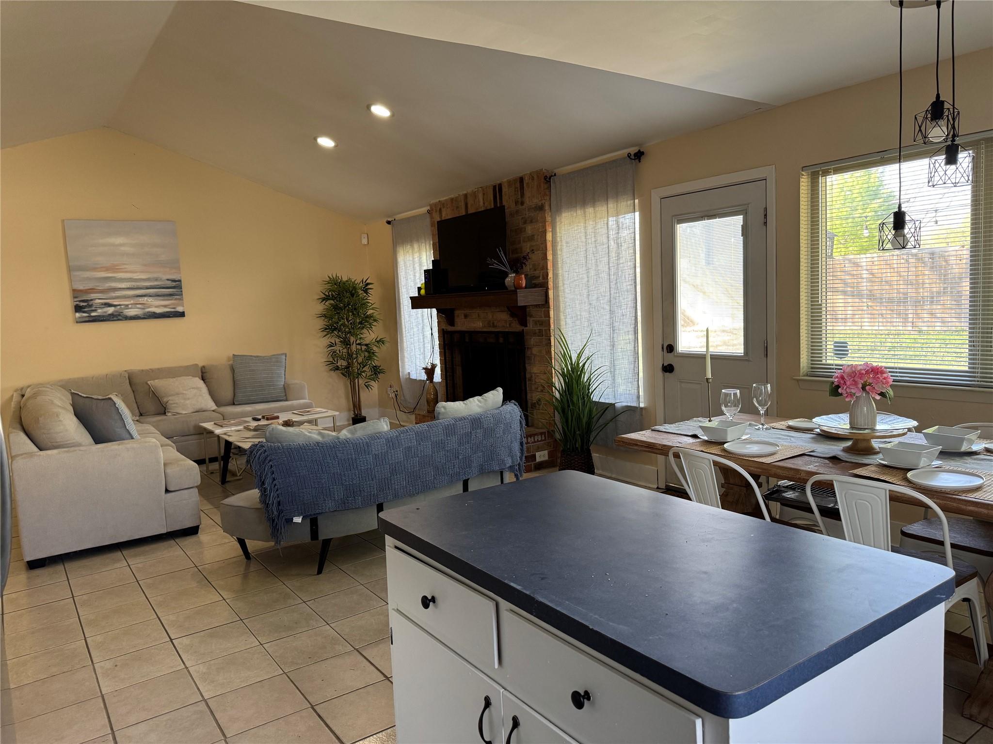 102 Skyloop Drive Austin TX 78745
