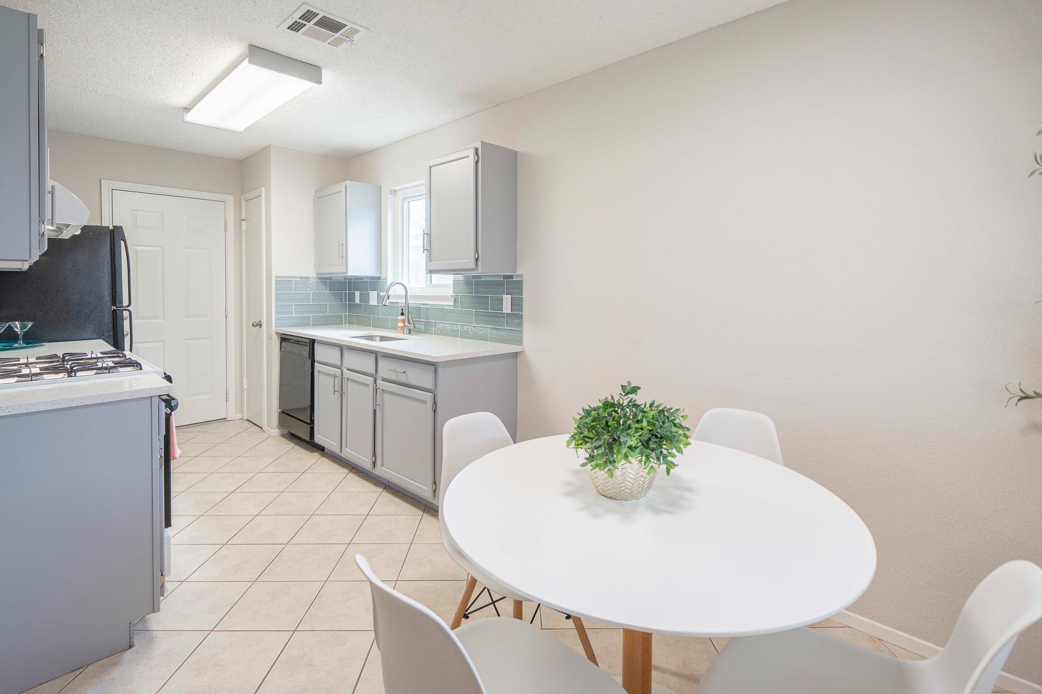 1910 Andover Drive Round Rock TX 78664
