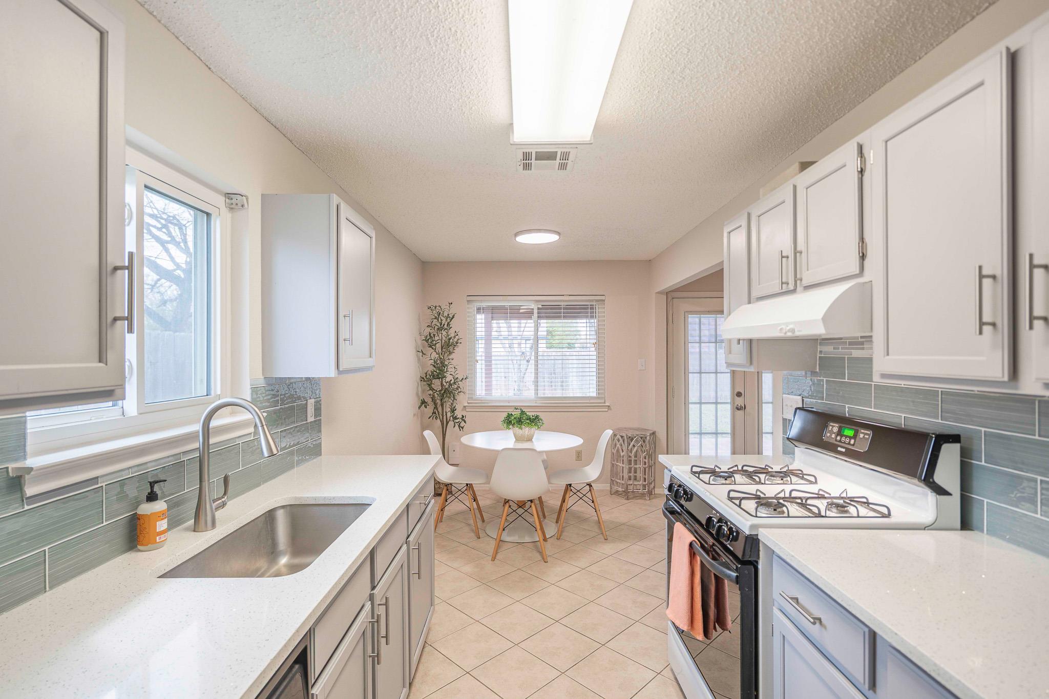 1910 Andover Drive Round Rock TX 78664