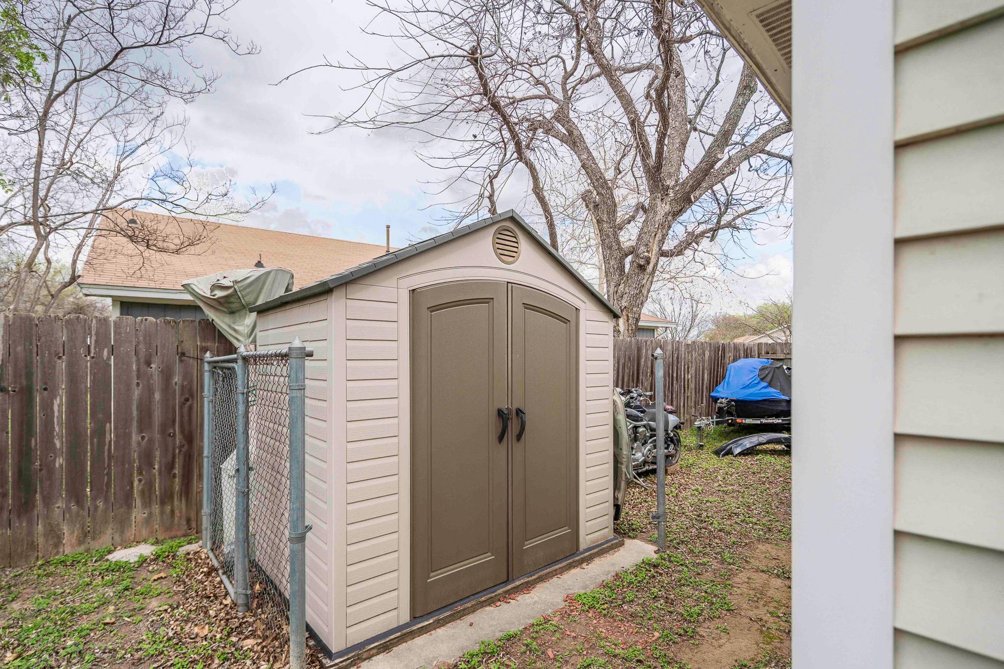 1910 Andover Drive Round Rock TX 78664